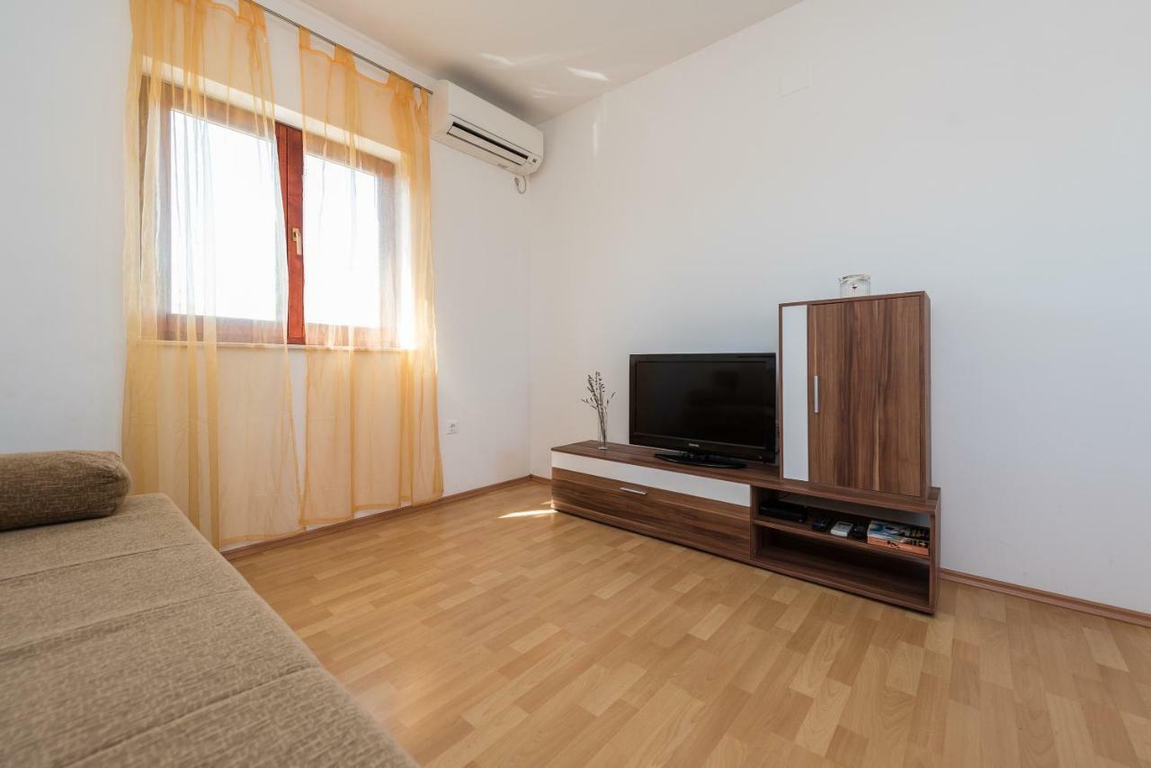 Apartments Blandona Biograd Na Moru Exterior foto